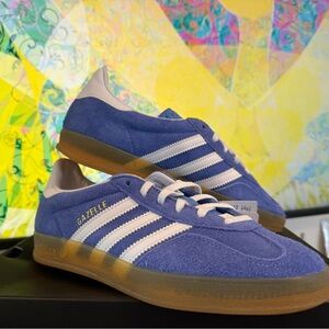 Original Adidas Gazelle indoors Blue Suede